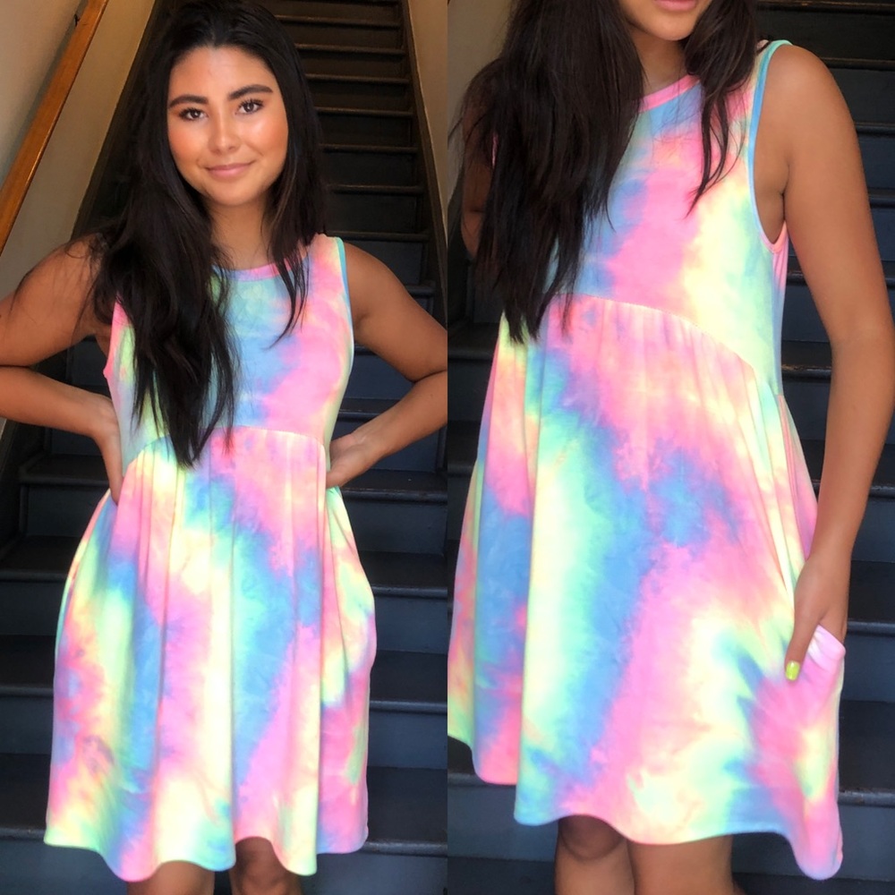 SALE❗️❗️Bubblegum tie dye dress